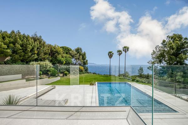 Domaine Privé de Port D'alon - Front de Mer - Villa Contemporaine