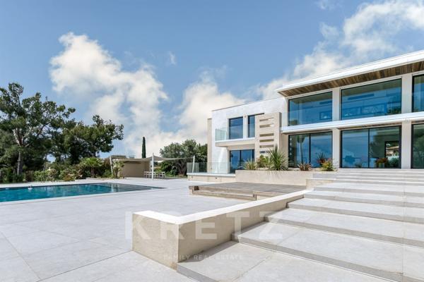Domaine Privé de Port D'alon - Front de Mer - Villa Contemporaine