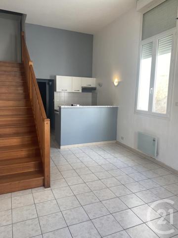 Immeuble à vendre  303 m2 MONTAGNAC - 34
