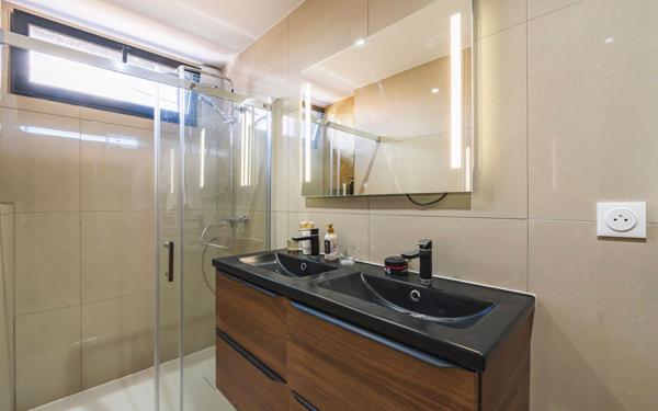 Appartement à vendre    4 pièces • 69 m2 Reims