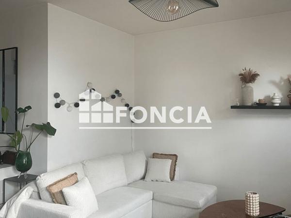 Location Appartement 2 pièces 36.37 m² - 6 RUE NATIONALE Cholet 49300