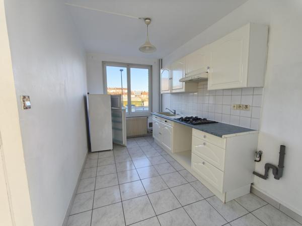 LILLE SAINT MAURICE PELLEVOISIN APPARTEMENT T2 PROCHE METRO