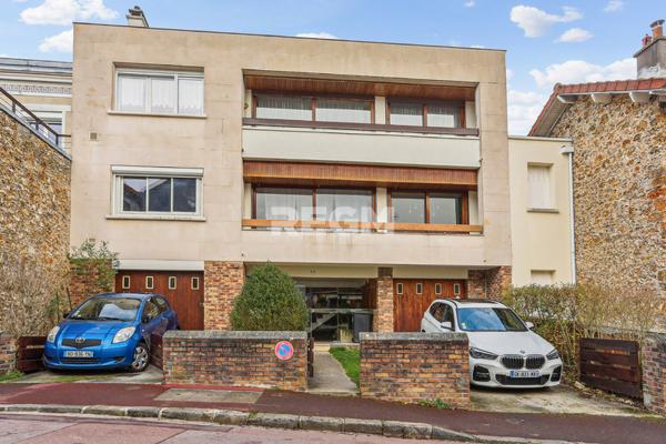 Sceaux (92330) Appart 6P de 133 m² avec jardin - Tous les avantages d'une maison sans les inconvénients !