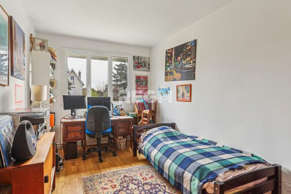 Sceaux (92330) Appart 6P de 133 m² avec jardin - Tous les avantages d'une maison sans les inconvénients !