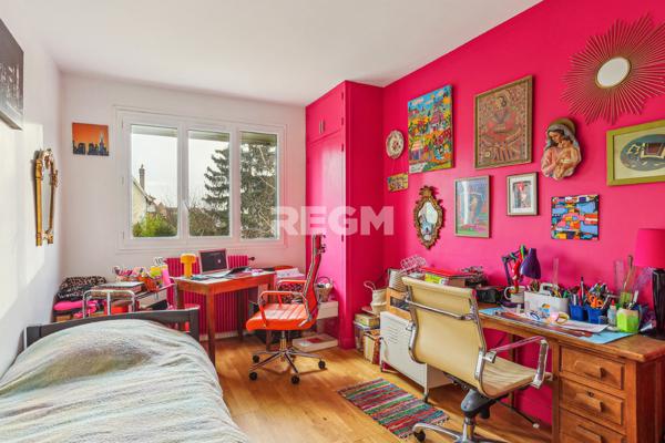 Sceaux (92330) Appart 6P de 133 m² avec jardin - Tous les avantages d'une maison sans les inconvénients !