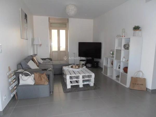 Location                                                      Appartement
                        
                     3 pièces                      70 m2                     à Gaillac