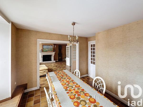 Immeuble à vendre 228 m² Pradelles