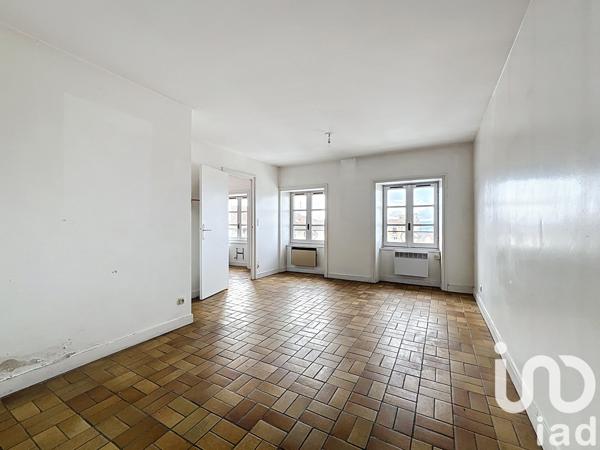 Immeuble à vendre 228 m² Pradelles