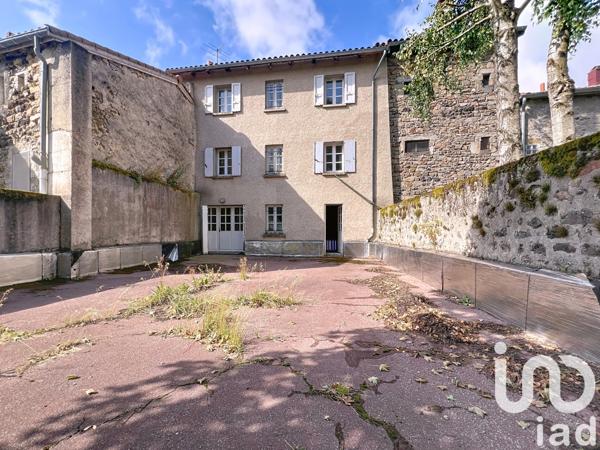 Immeuble à vendre 228 m² Pradelles