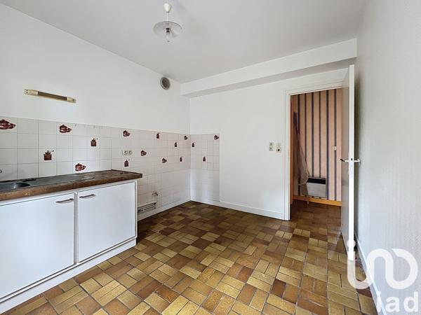 Immeuble à vendre 228 m² Pradelles