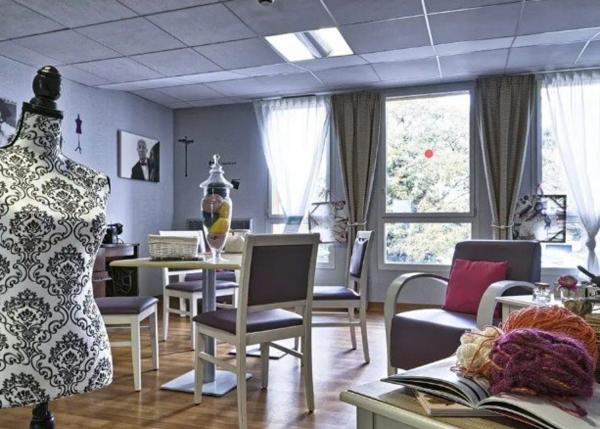 INVESTISSEMENT LOCATIF – BORDEAUX – Résidence EHPAD La Chêneraie - 5,5 de rentabilité