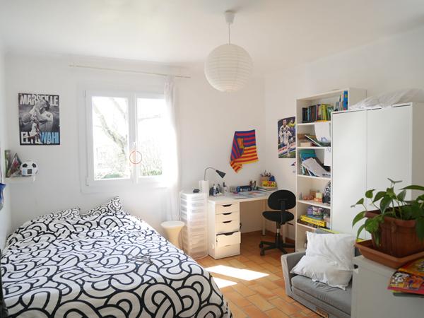 Villa T7 145 m² dont ( 28 m² d'annexe aménagée en studio) sur parcelle de terrain d'env 1100 m²