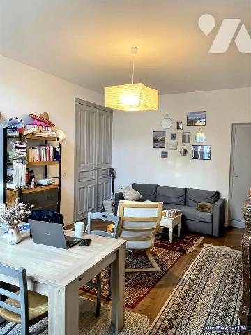 CHALONS EN CHAMPAGNE(51000) Appartement de type 2, avec jardin, place de parking et dépendance