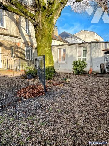 CHALONS EN CHAMPAGNE(51000) Appartement de type 2, avec jardin, place de parking et dépendance