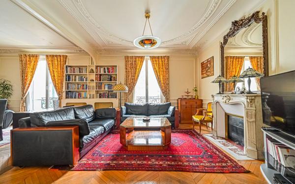 Appartement à vendre    4 pièces • 96,54 m2 Saint-Mandé