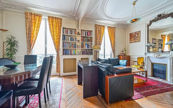 Appartement à vendre    4 pièces • 96,54 m2 Saint-Mandé