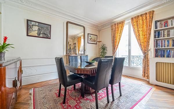 Appartement à vendre    4 pièces • 96,54 m2 Saint-Mandé