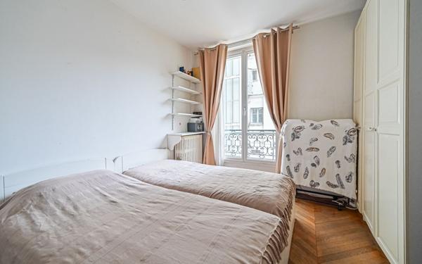 Appartement à vendre    4 pièces • 96,54 m2 Saint-Mandé