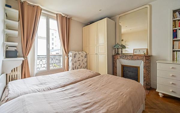 Appartement à vendre    4 pièces • 96,54 m2 Saint-Mandé