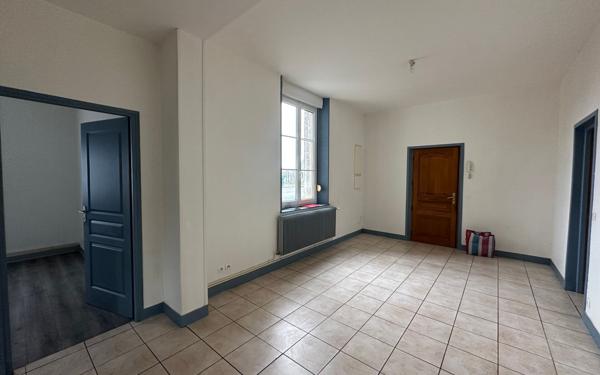 Appartement à louer    3 pièces • 71,91 m2 Nesle