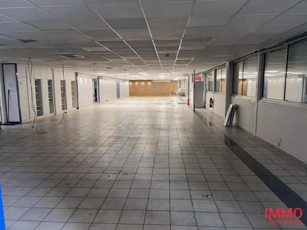 Location / Local Industriel / Bâtiment à Amiens (80000)