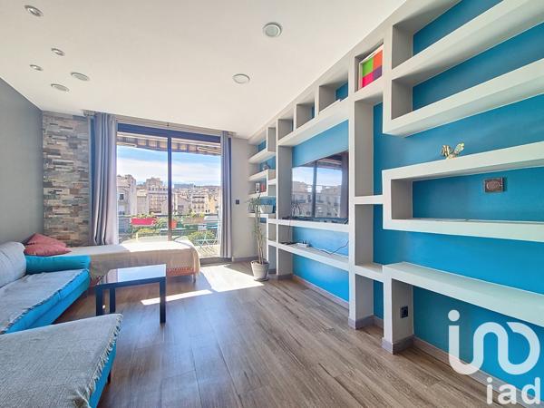 Apartment for sale 3 rooms 64 m² Marseille 6