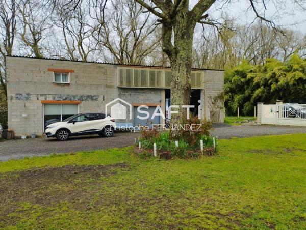 Maison de contemporaine, grand garage de 180m²