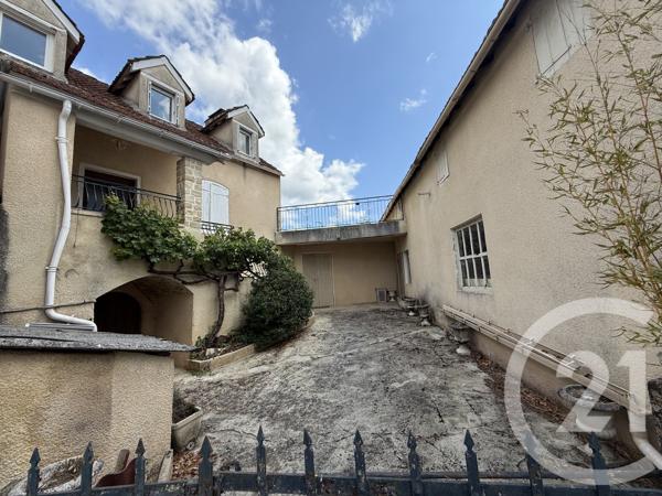 Appartement F3 Bis à vendre  3 pièces - 58,24 m 2   SARLAT LA CANEDA  - 24