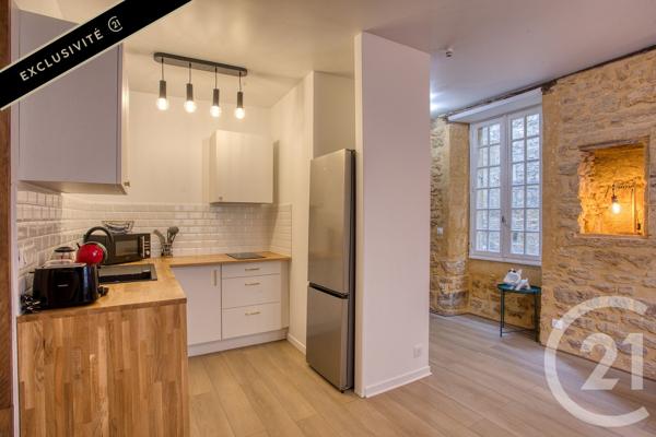Appartement F3 Bis à vendre  3 pièces - 58,24 m 2   SARLAT LA CANEDA  - 24