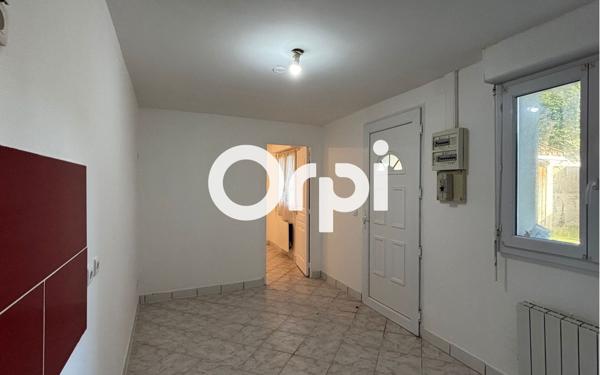 Appartement à louer    2 pièces • 21,72 m2 Trappes