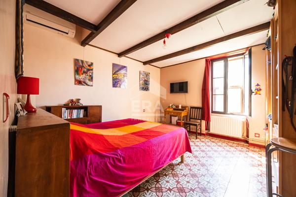 À vendre à Perpignan "Les Jardins Saint Jacques" : Maison 4 faces avec T2 indépendant, garage et jardin