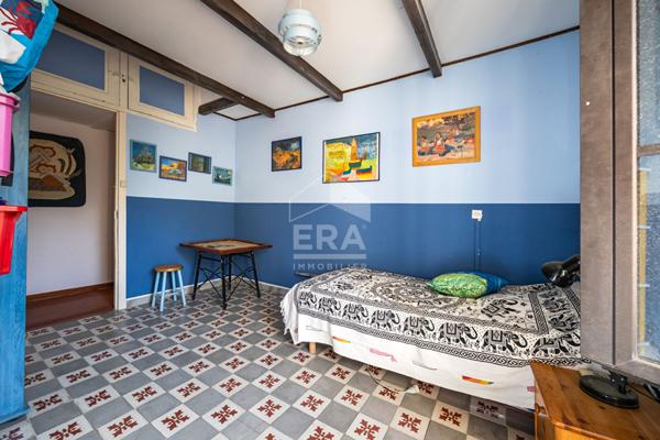 À vendre à Perpignan "Les Jardins Saint Jacques" : Maison 4 faces avec T2 indépendant, garage et jardin