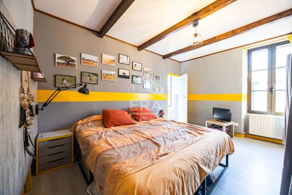 À vendre à Perpignan "Les Jardins Saint Jacques" : Maison 4 faces avec T2 indépendant, garage et jardin