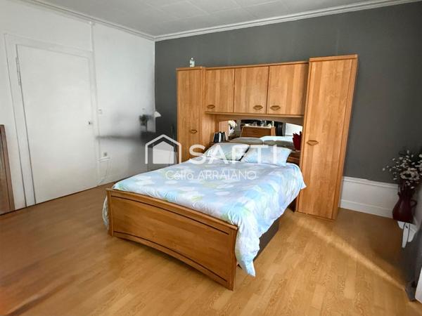 GRAND APPARTEMENT 166 M² AVEC GARAGE - HYPER CENTRE