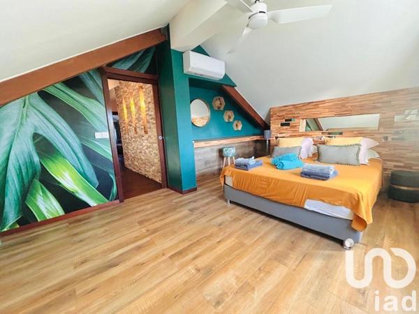 Maison à vendre 8 pièces 196 m² L'Étang-Salé