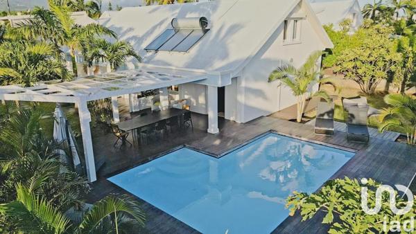 Maison à vendre 8 pièces 196 m² L'Étang-Salé