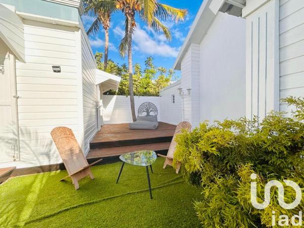 Maison à vendre 8 pièces 196 m² L'Étang-Salé