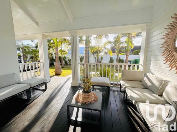 Maison à vendre 8 pièces 196 m² L'Étang-Salé