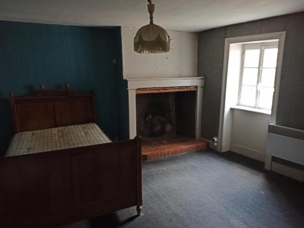 Immobilier Billom (63160) – Maison de village 84m2 – 58 000 €