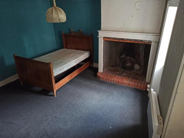 Immobilier Billom (63160) – Maison de village 84m2 – 58 000 €