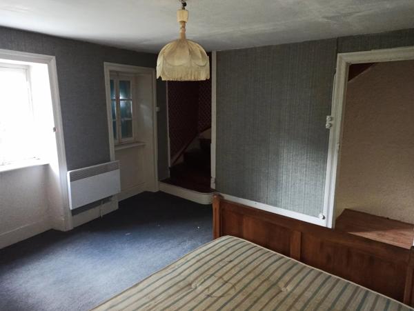 Immobilier Billom (63160) – Maison de village 84m2 – 58 000 €