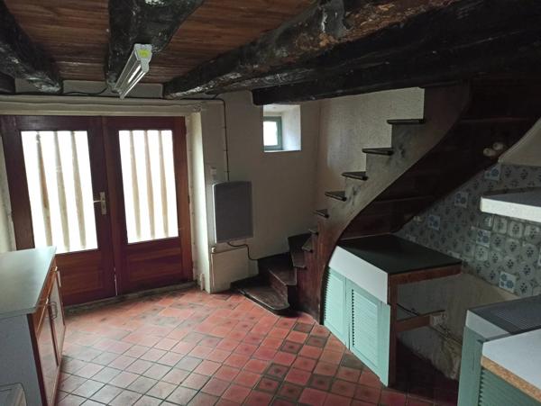 Immobilier Billom (63160) – Maison de village 84m2 – 58 000 €