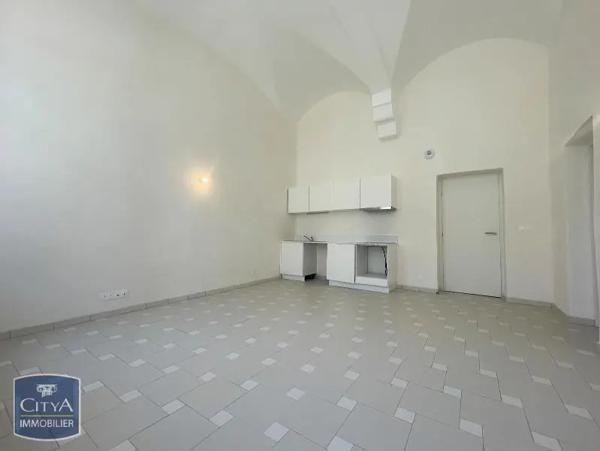 Appartement à louer 3 pièces 64.7m² Avignon (84000)