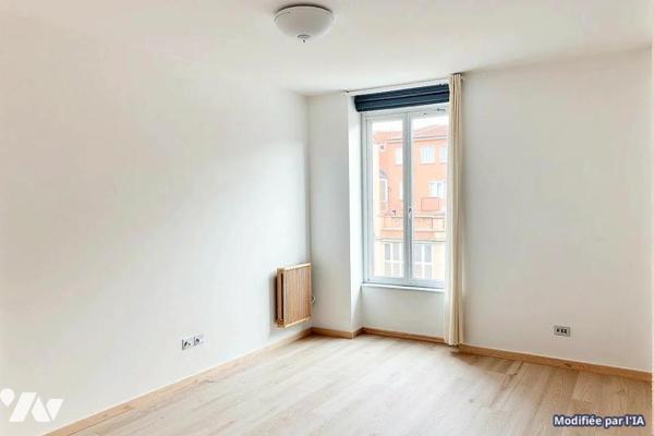 A VENDRE - APPARTEMENT - BELLEGARDE SUR VALSERINE (01200) - Hyper centre - 100 m2 - Cave et garage -