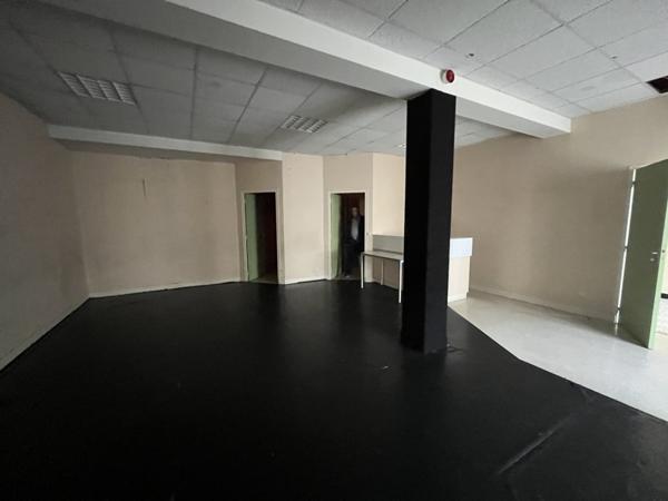 Immeuble à vendre |  Soyaux |  396 m²