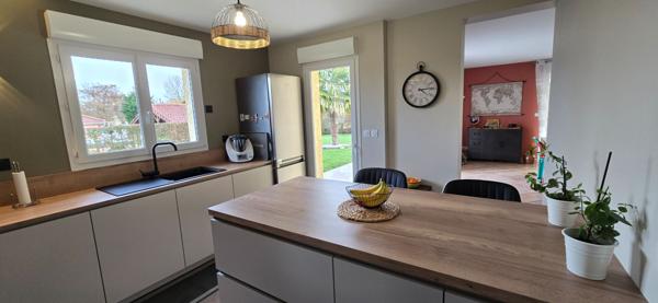 Maison coup de coeur à vendre à Vandeins - 4 chambres, grand terrain, calme assuré !