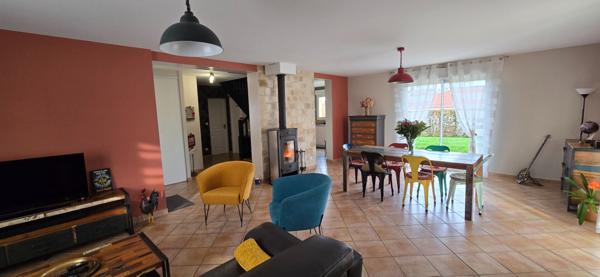 Maison coup de coeur à vendre à Vandeins - 4 chambres, grand terrain, calme assuré !