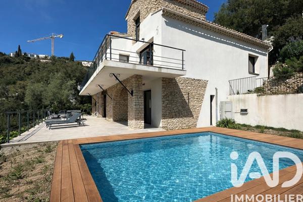 Maison à vendre 7 pièces 190 m² Roquebrune-sur-Argens