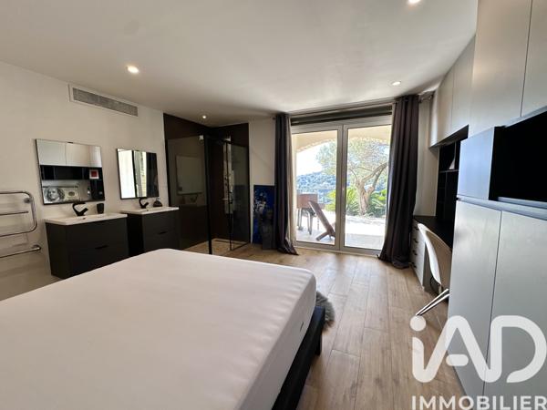 Maison à vendre 7 pièces 190 m² Roquebrune-sur-Argens