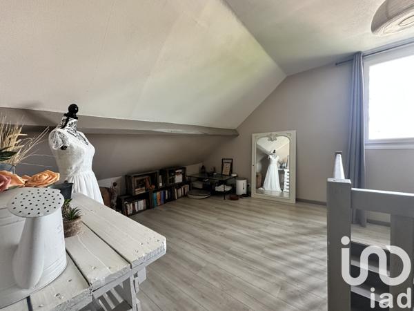 Maison à vendre 6 pièces 138 m² Notre-Dame-d'Oé